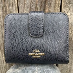 Coach Medium Corner Zip Around Wallet Leather Navy Blue